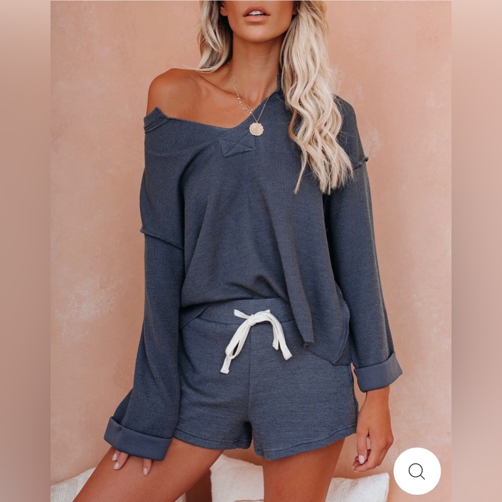 VICI • @vicidolls Inverted Lounge Set